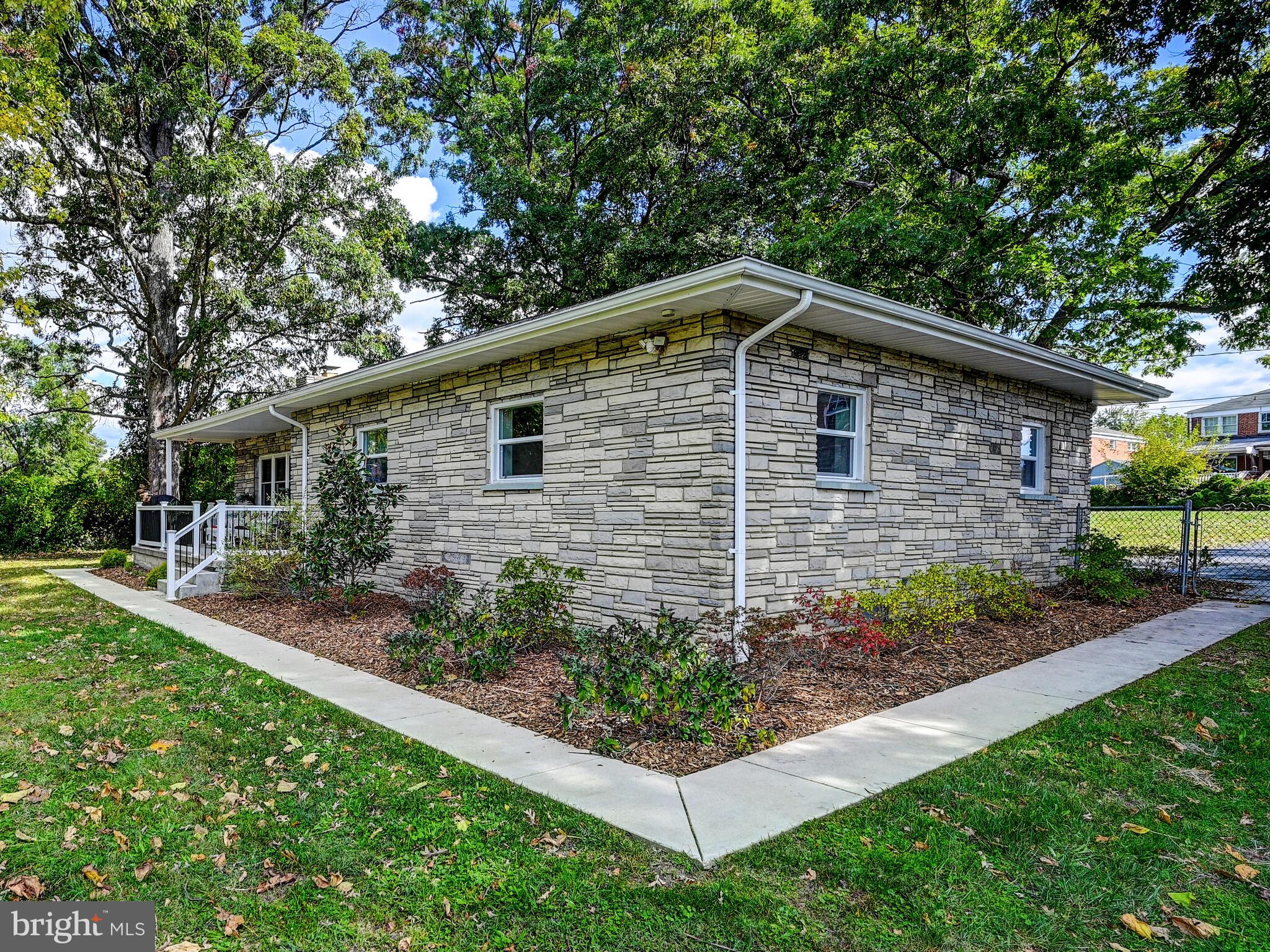 BATTLE GROVE - Residential