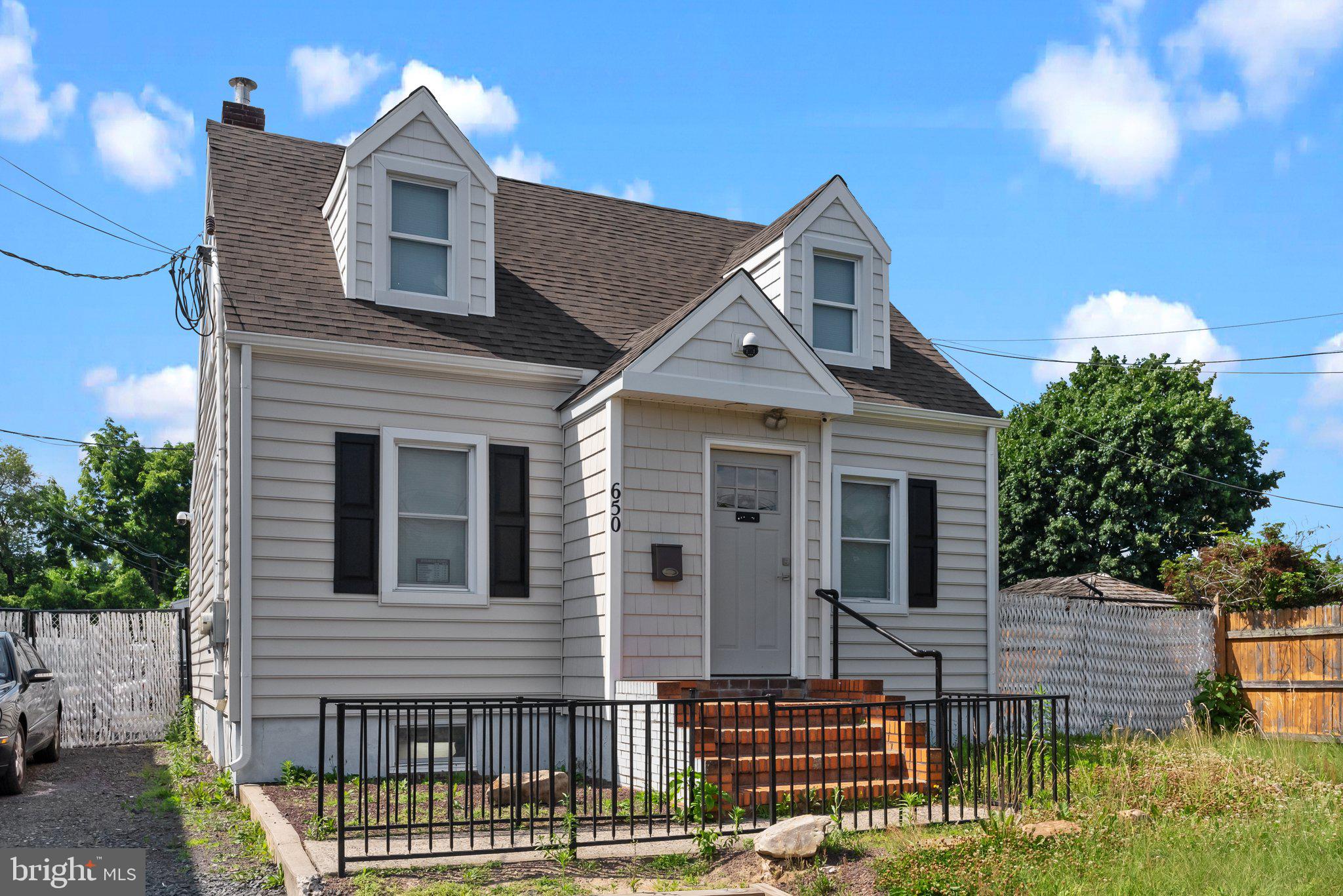 650 W BRIDGE STREET