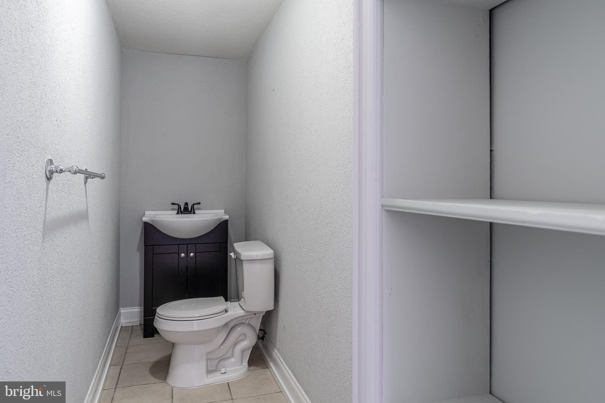 PLYMOUTH MEETING - Residential Lease