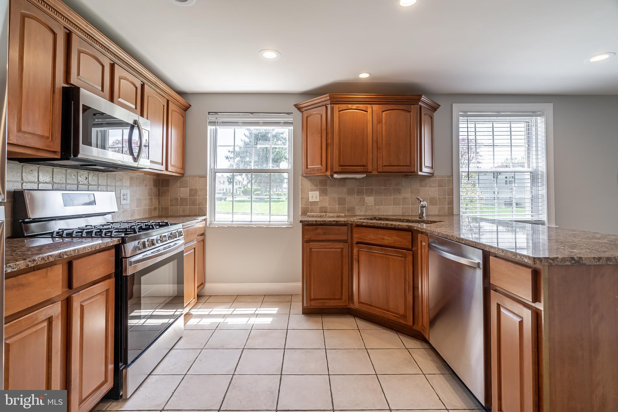 PLYMOUTH MEETING - Residential Lease