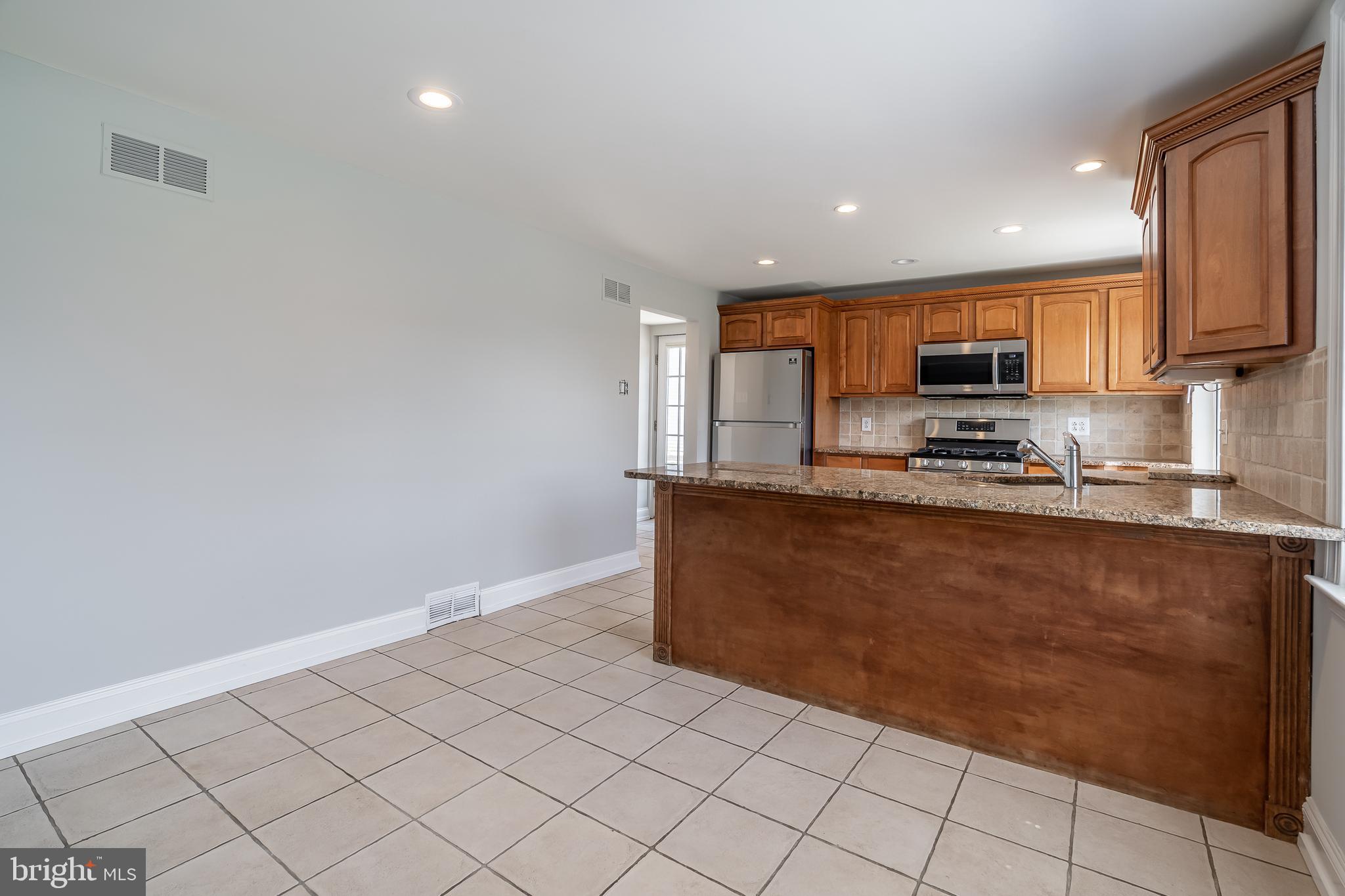 PLYMOUTH MEETING - Residential Lease