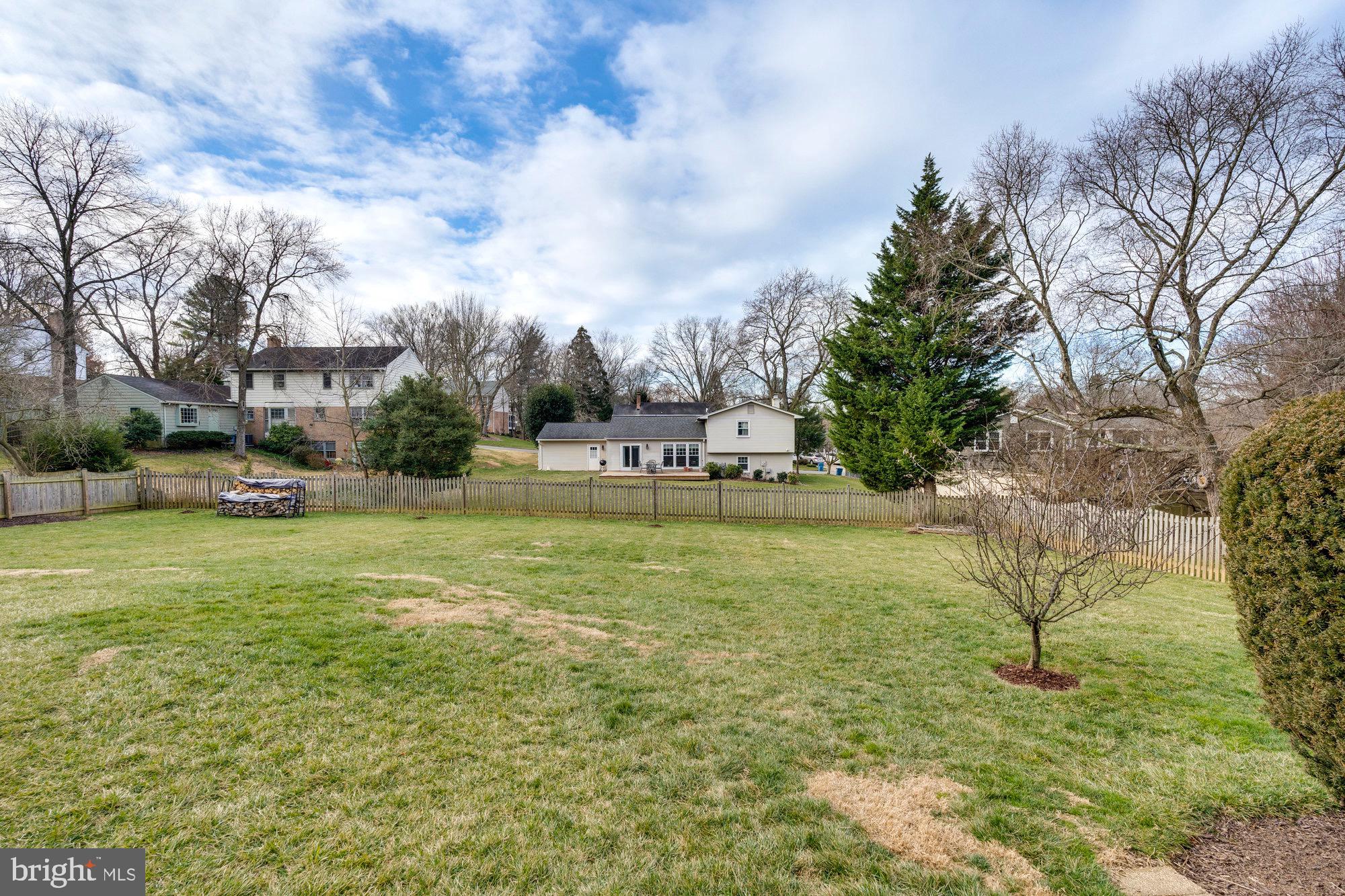 LAKEVALE ESTATES - Residential
