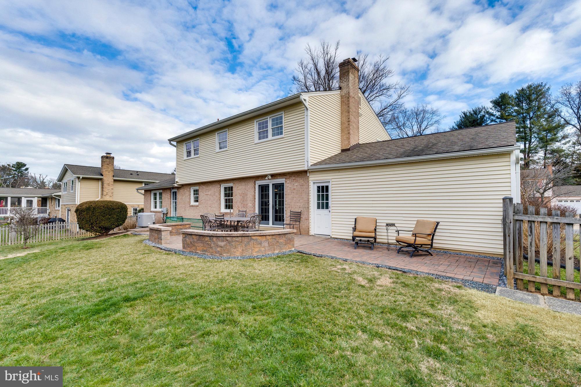 LAKEVALE ESTATES - Residential