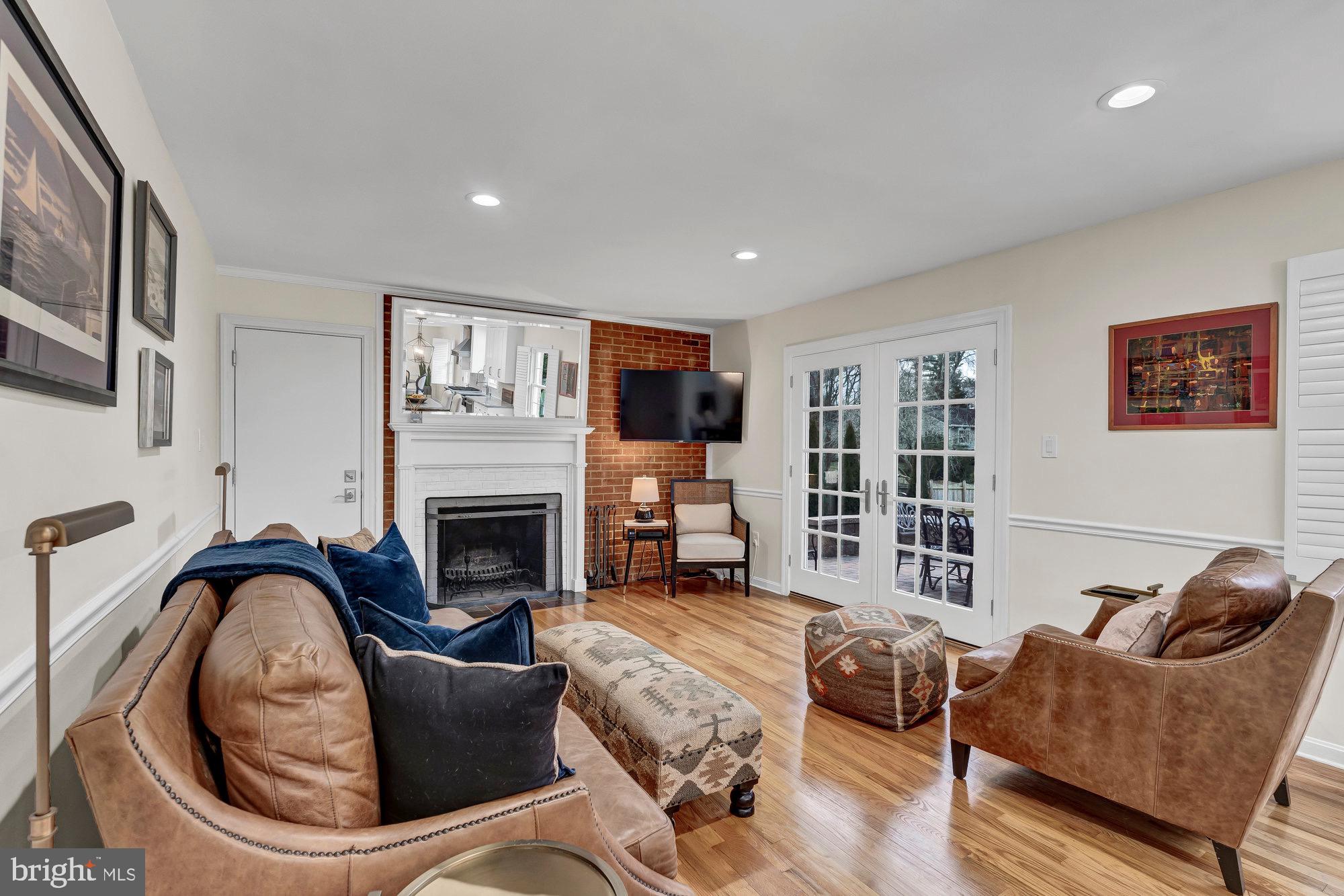 LAKEVALE ESTATES - Residential