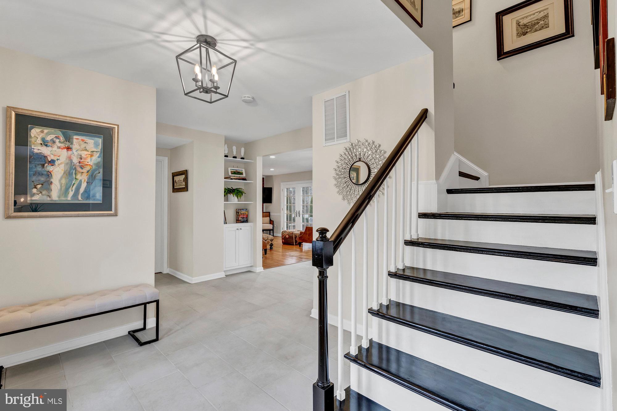 LAKEVALE ESTATES - Residential