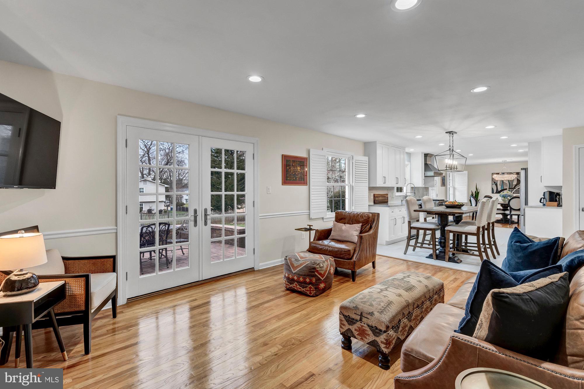 LAKEVALE ESTATES - Residential