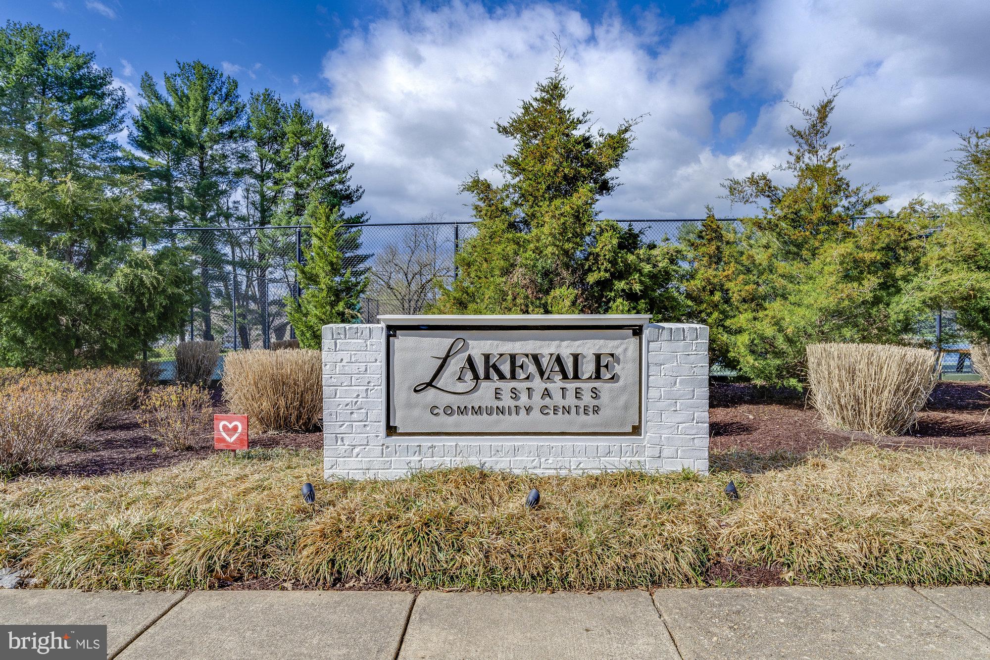 LAKEVALE ESTATES - Residential