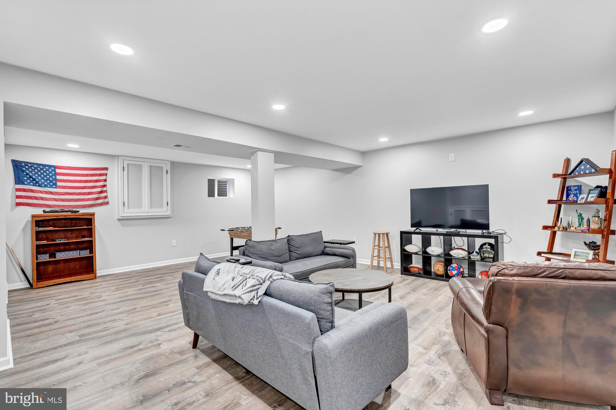 LAKEVALE ESTATES - Residential
