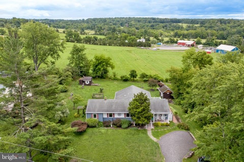 Photo of 22 Lake Drive, LAMBERTVILLE, NJ 08530 (MLS # NJHT2005516)