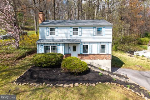 Homes For Sale - 401 Baker Lane<br/> COATESVILLE, PA 19320