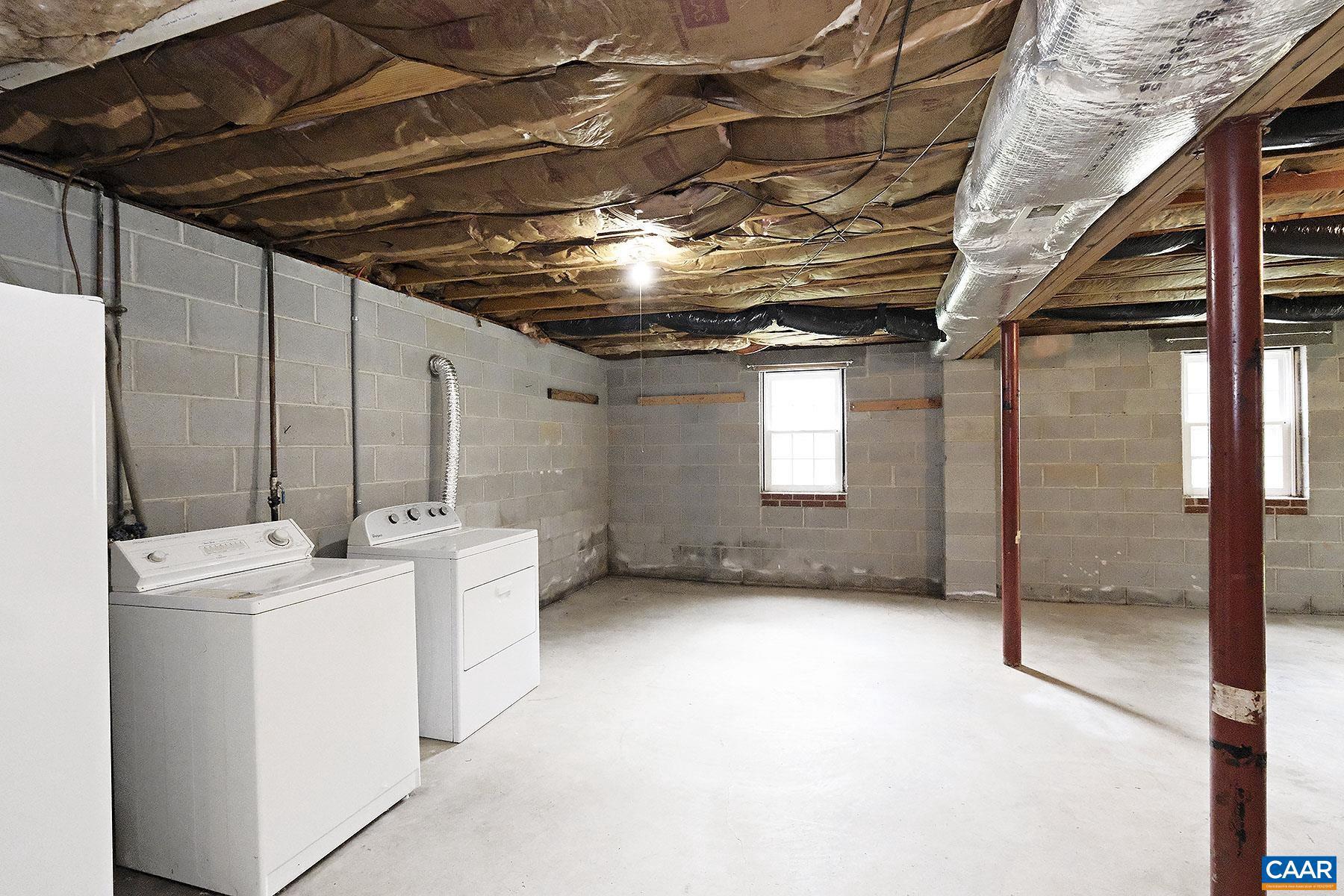 UNKNOWN - Residential Lease