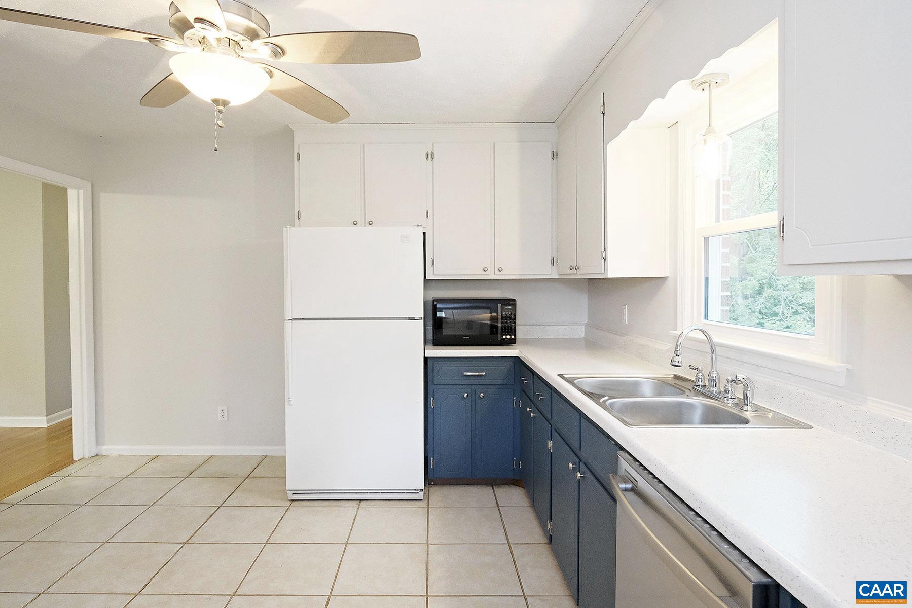 UNKNOWN - Residential Lease