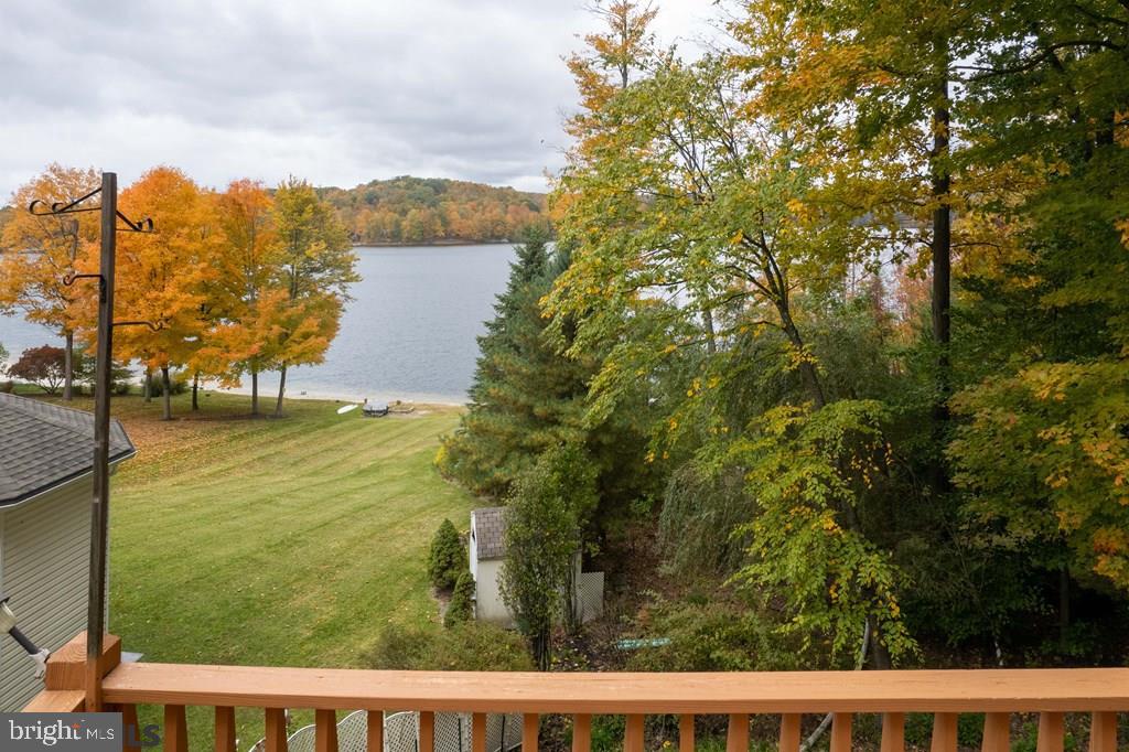 TREASURE LAKE - Residential