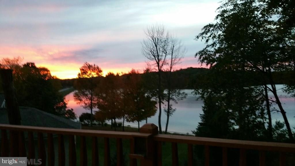TREASURE LAKE - Residential