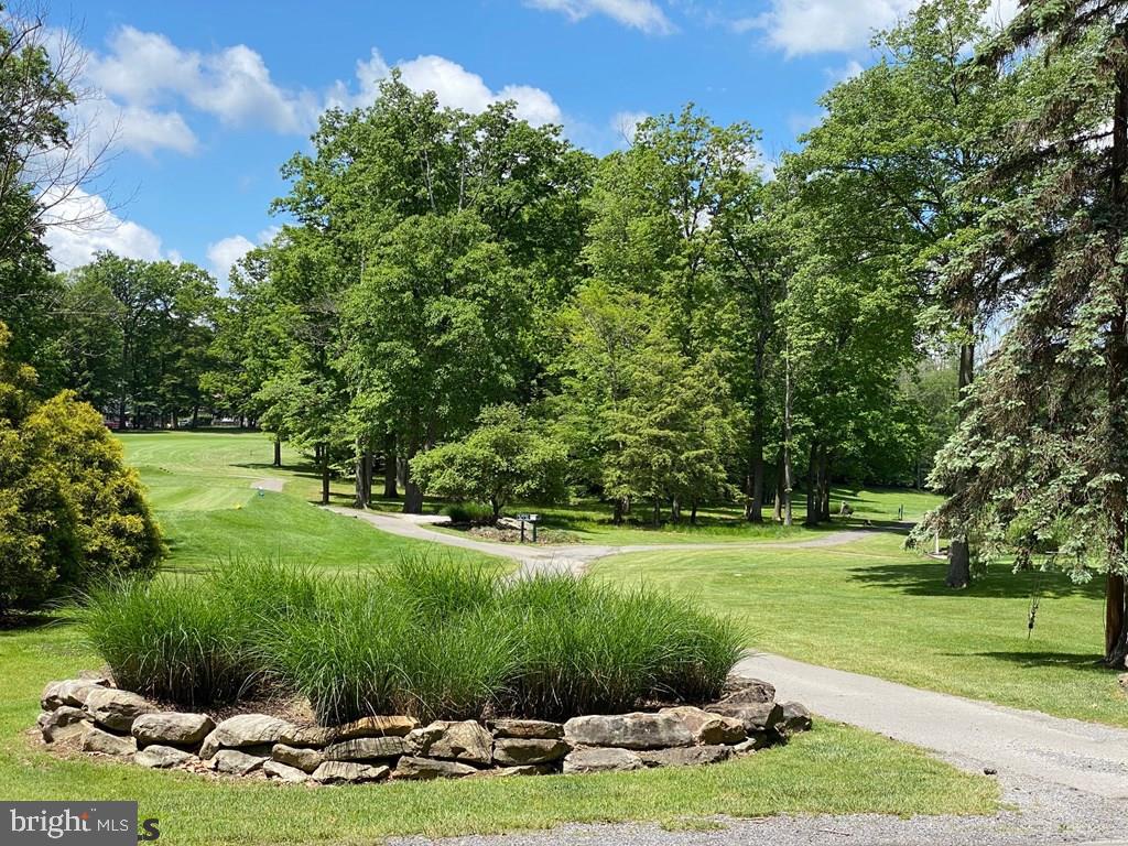 TREASURE LAKE - Residential