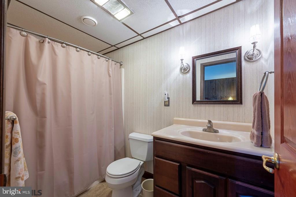 TREASURE LAKE - Residential