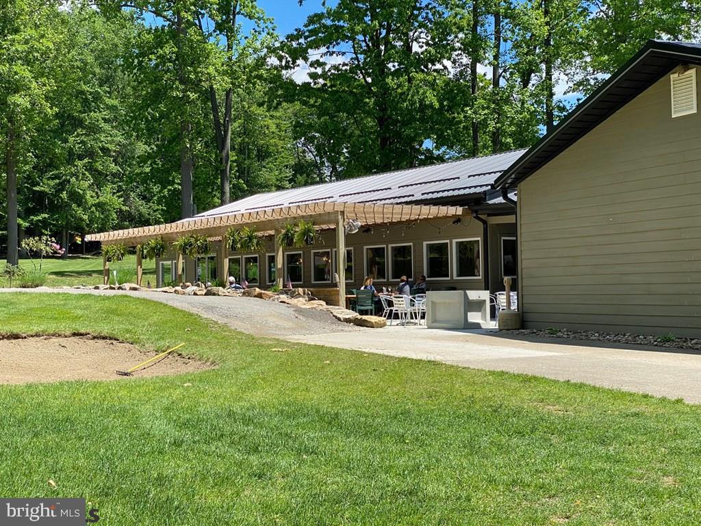 TREASURE LAKE - Residential