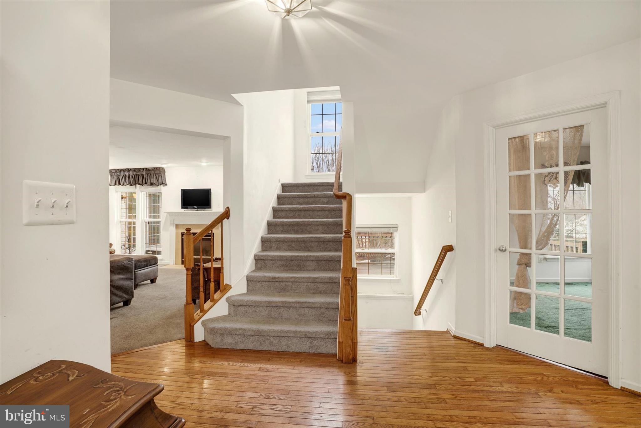 CAMBRIDGE FARMS - Residential