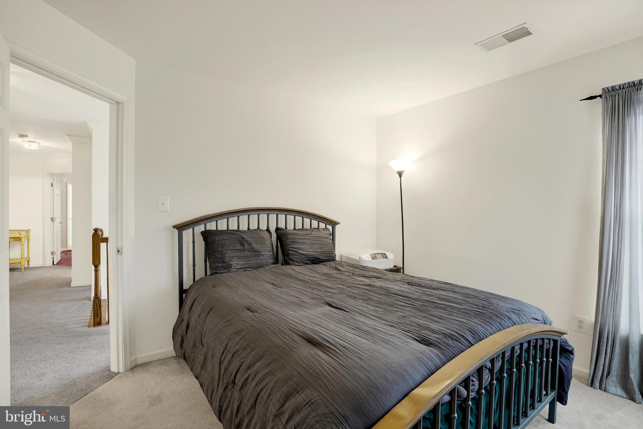 CAMBRIDGE FARMS - Residential