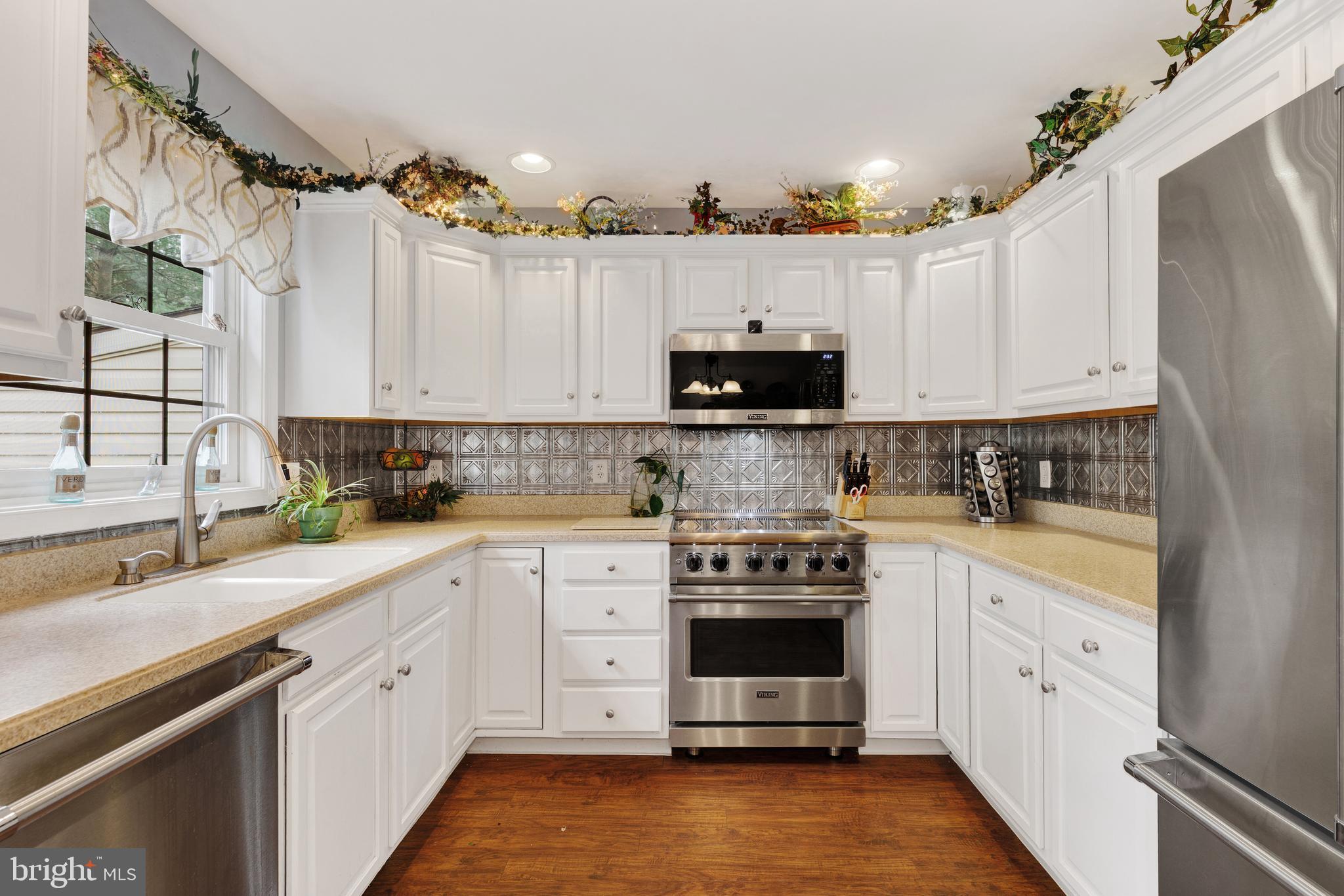 RIVER BEND PARK - Residential