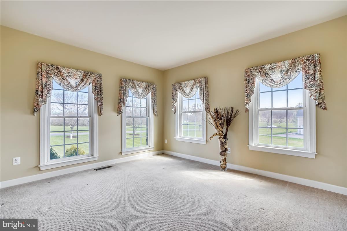 WOODSTOCK - Residential