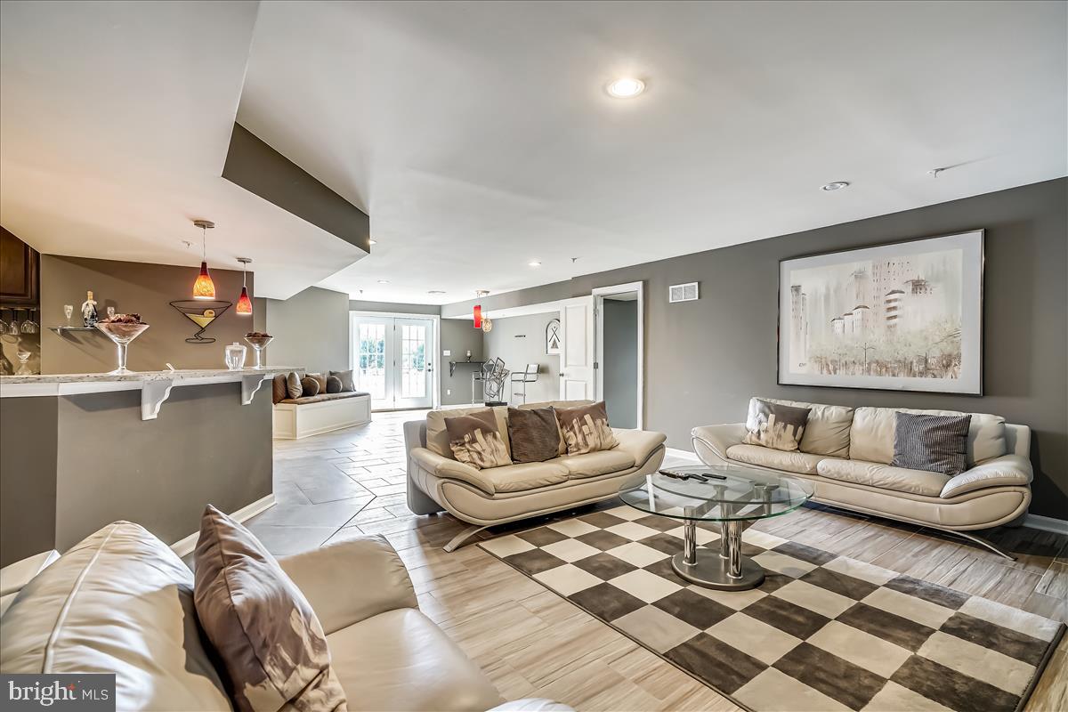 WOODSTOCK - Residential