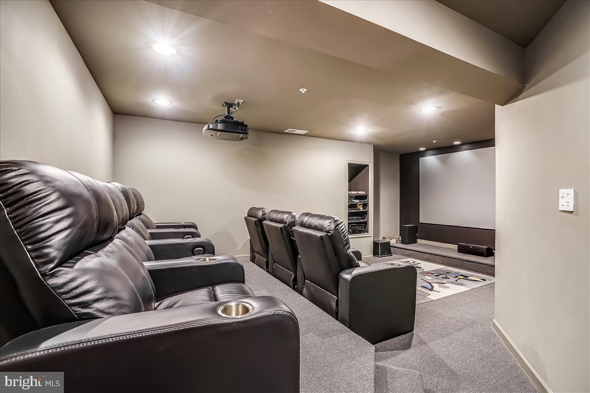 WOODSTOCK - Residential