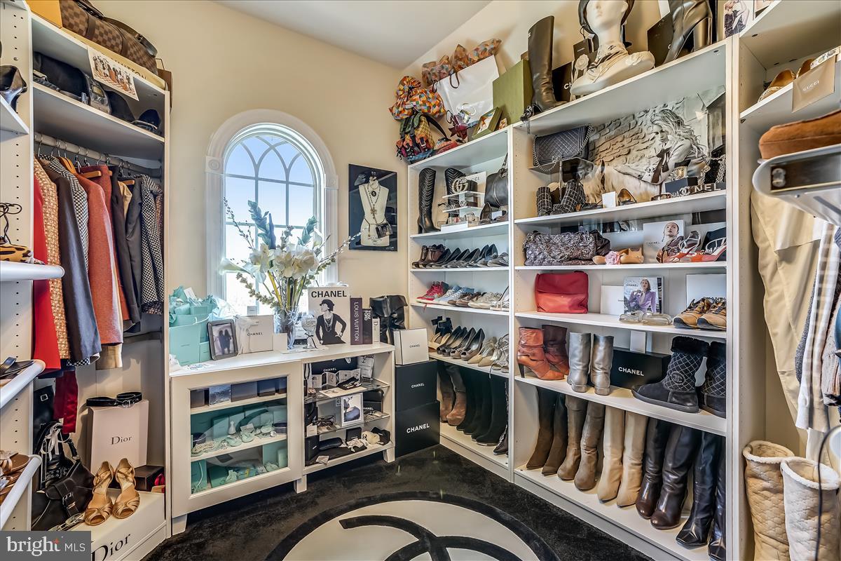 WOODSTOCK - Residential