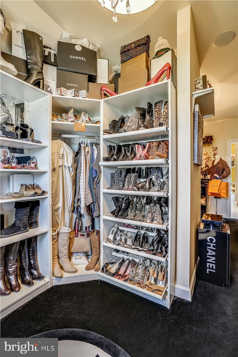 WOODSTOCK - Residential