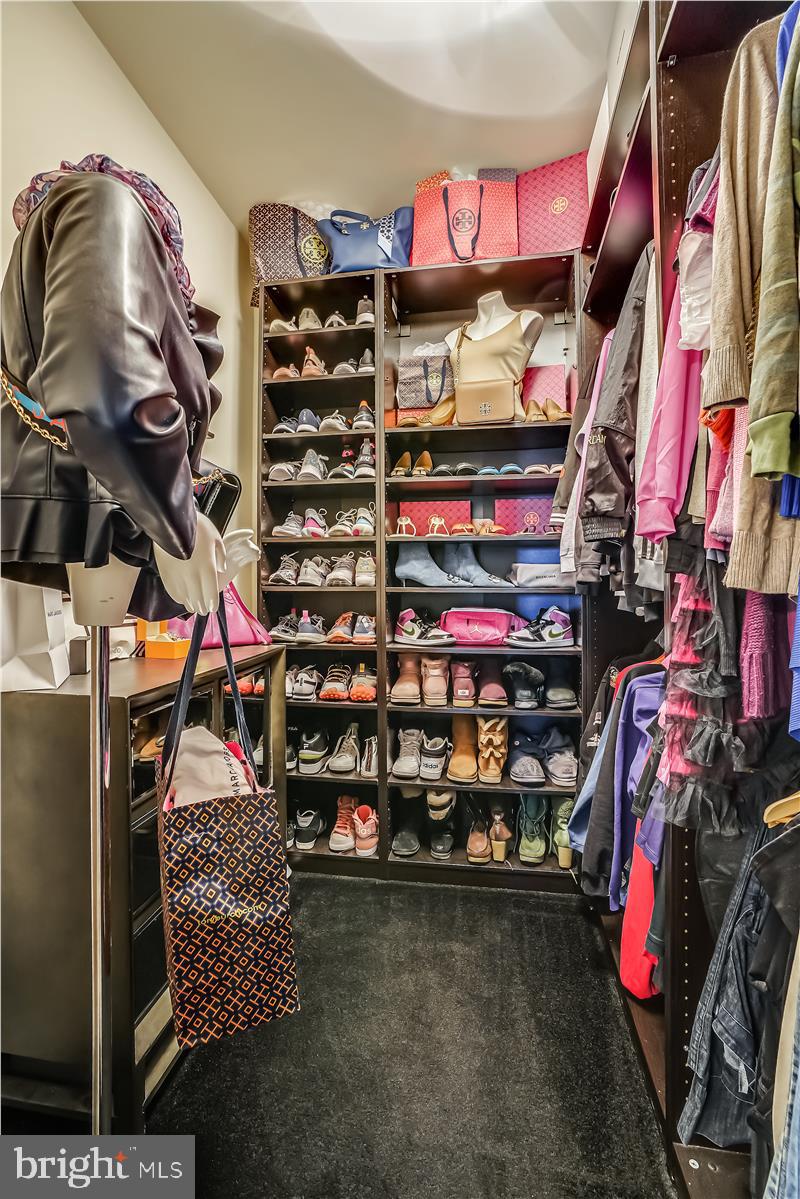 WOODSTOCK - Residential