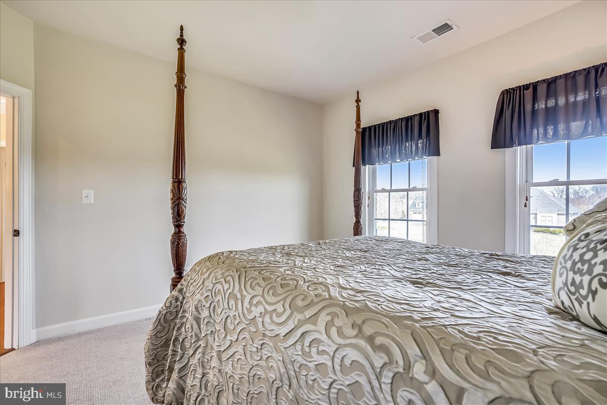 WOODSTOCK - Residential