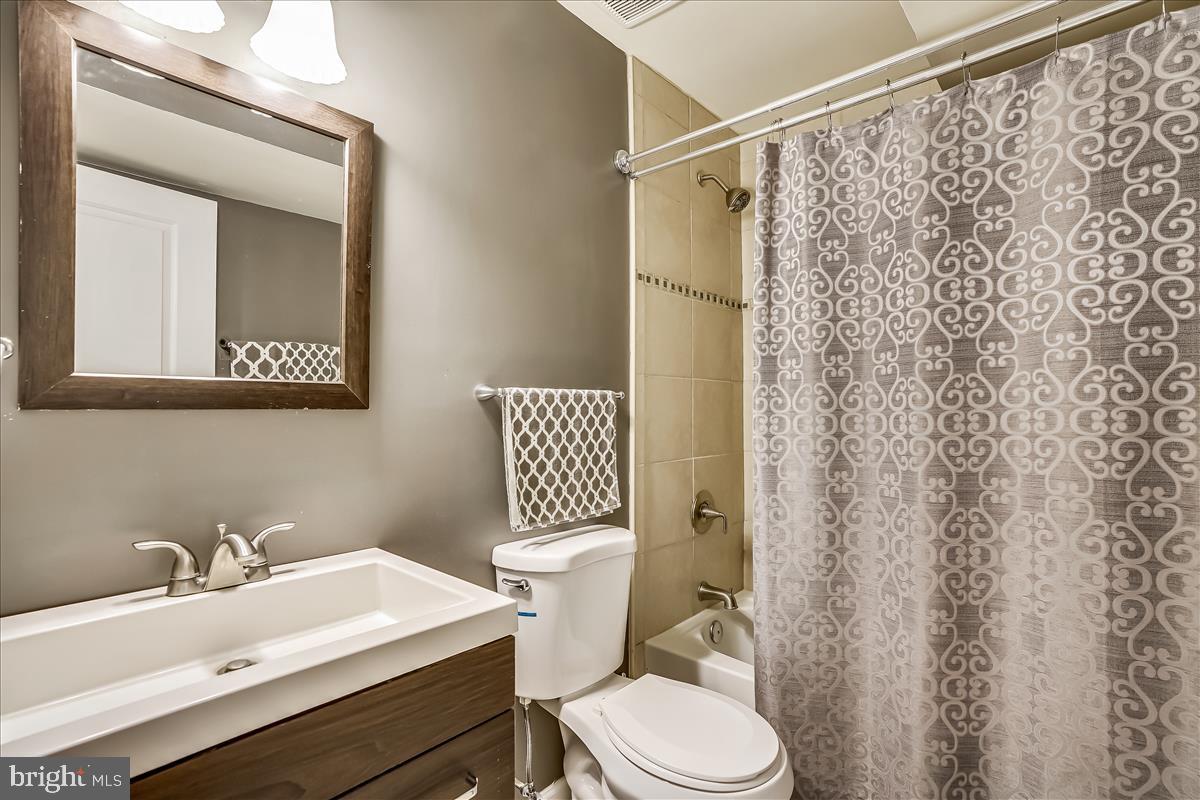 WOODSTOCK - Residential