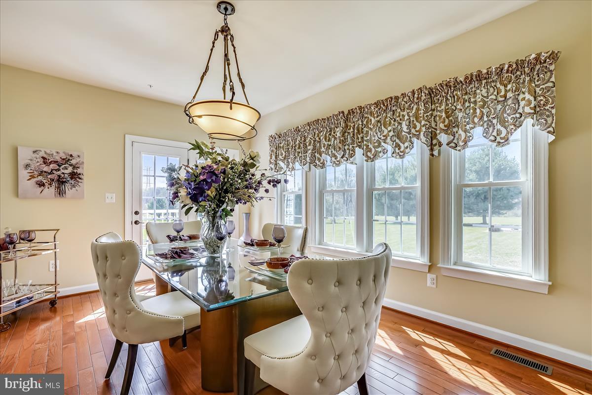 WOODSTOCK - Residential