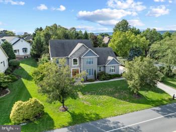 1096 COUNTRY CLUB ROAD