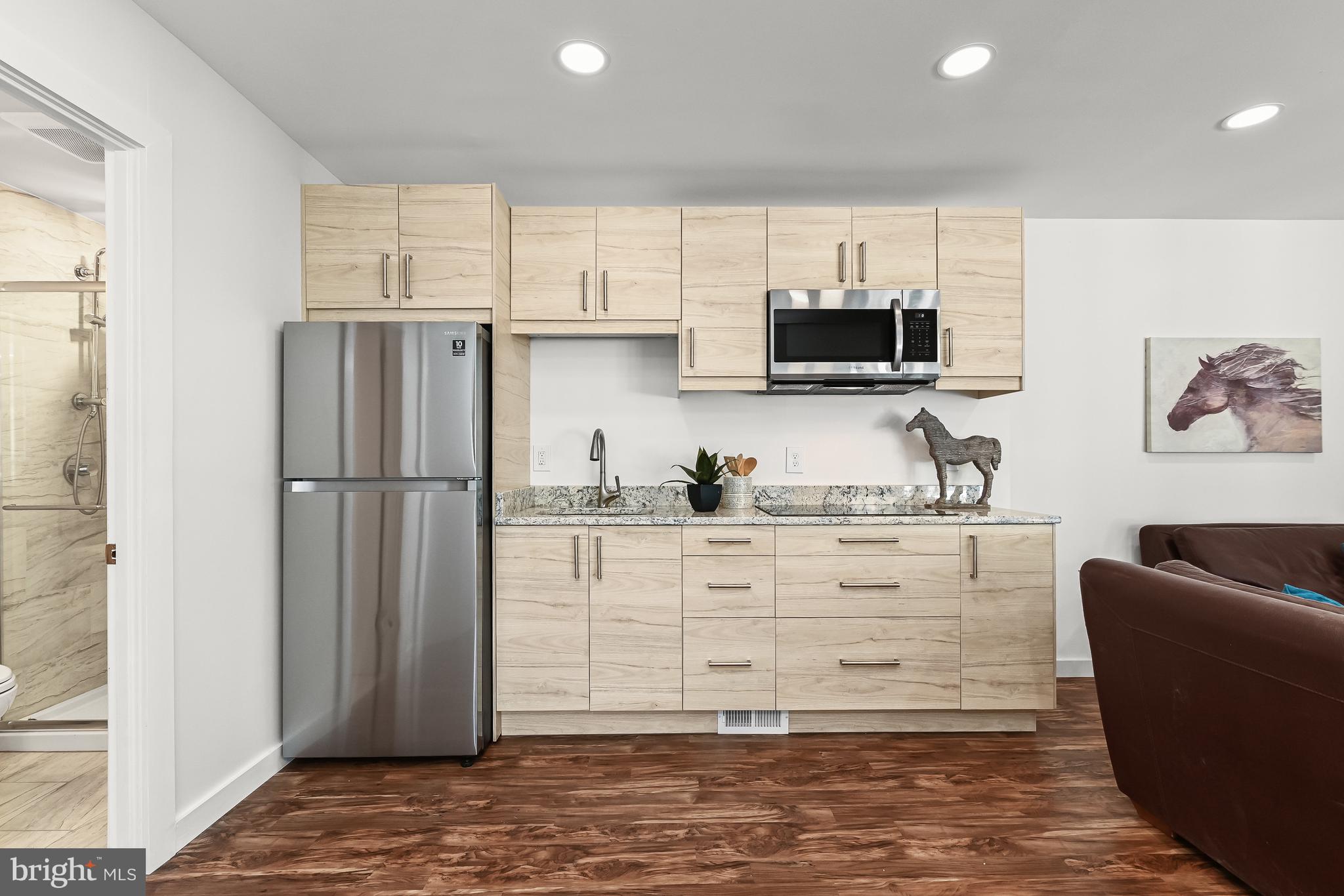 EAST GATE OF POTOMAC - Residential