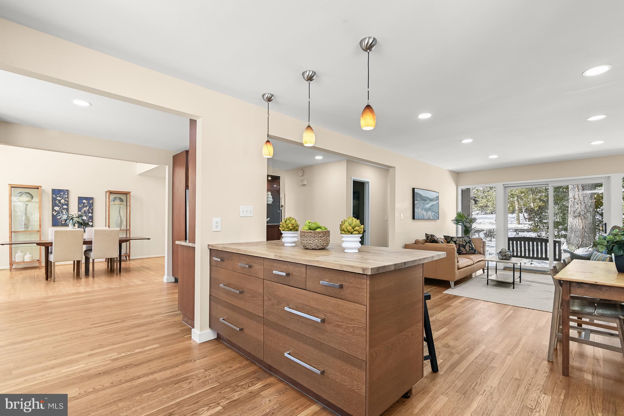 EAST GATE OF POTOMAC - Residential