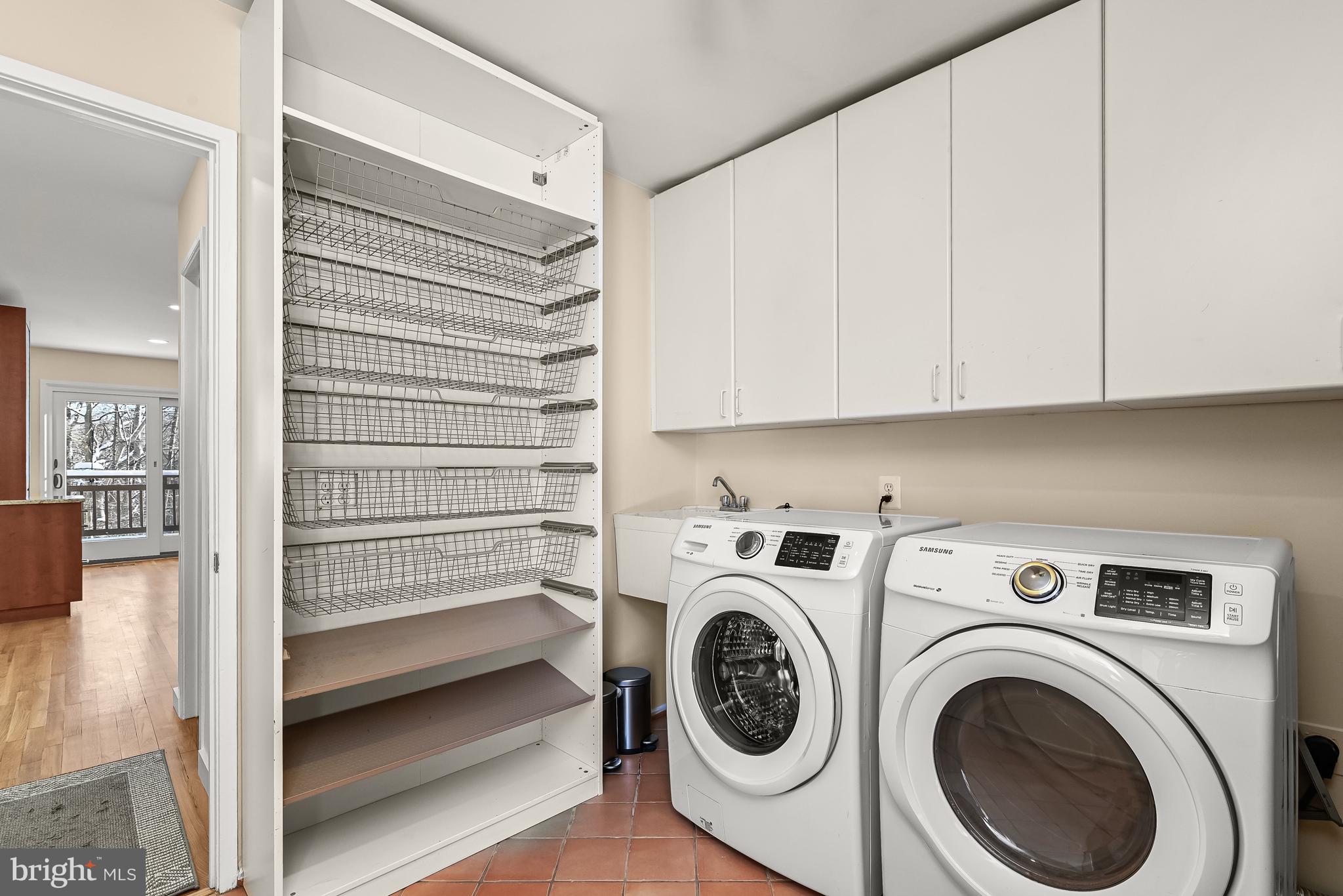 EAST GATE OF POTOMAC - Residential