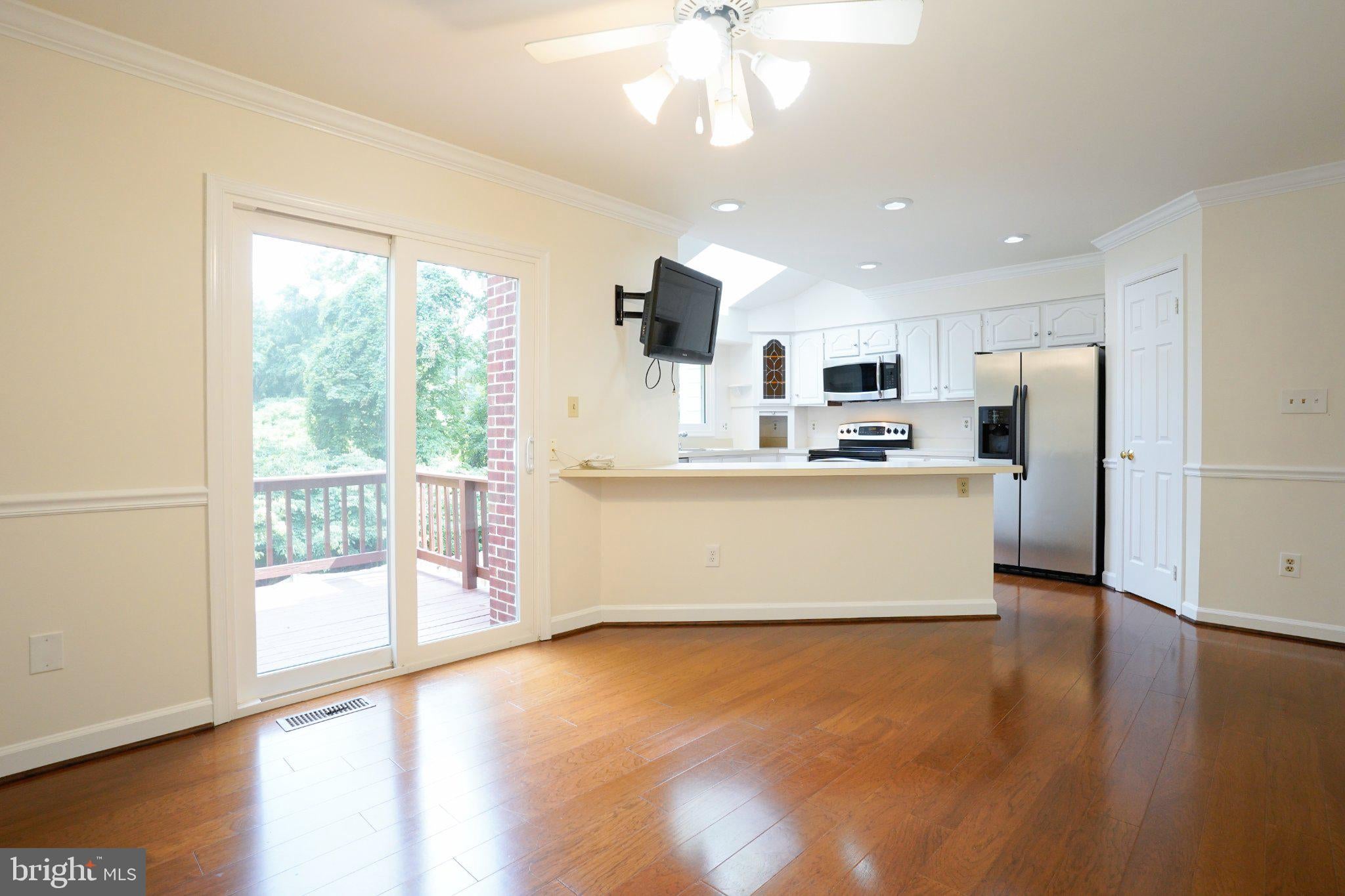 6856 MCLEAN PROVINCE CIRCLE