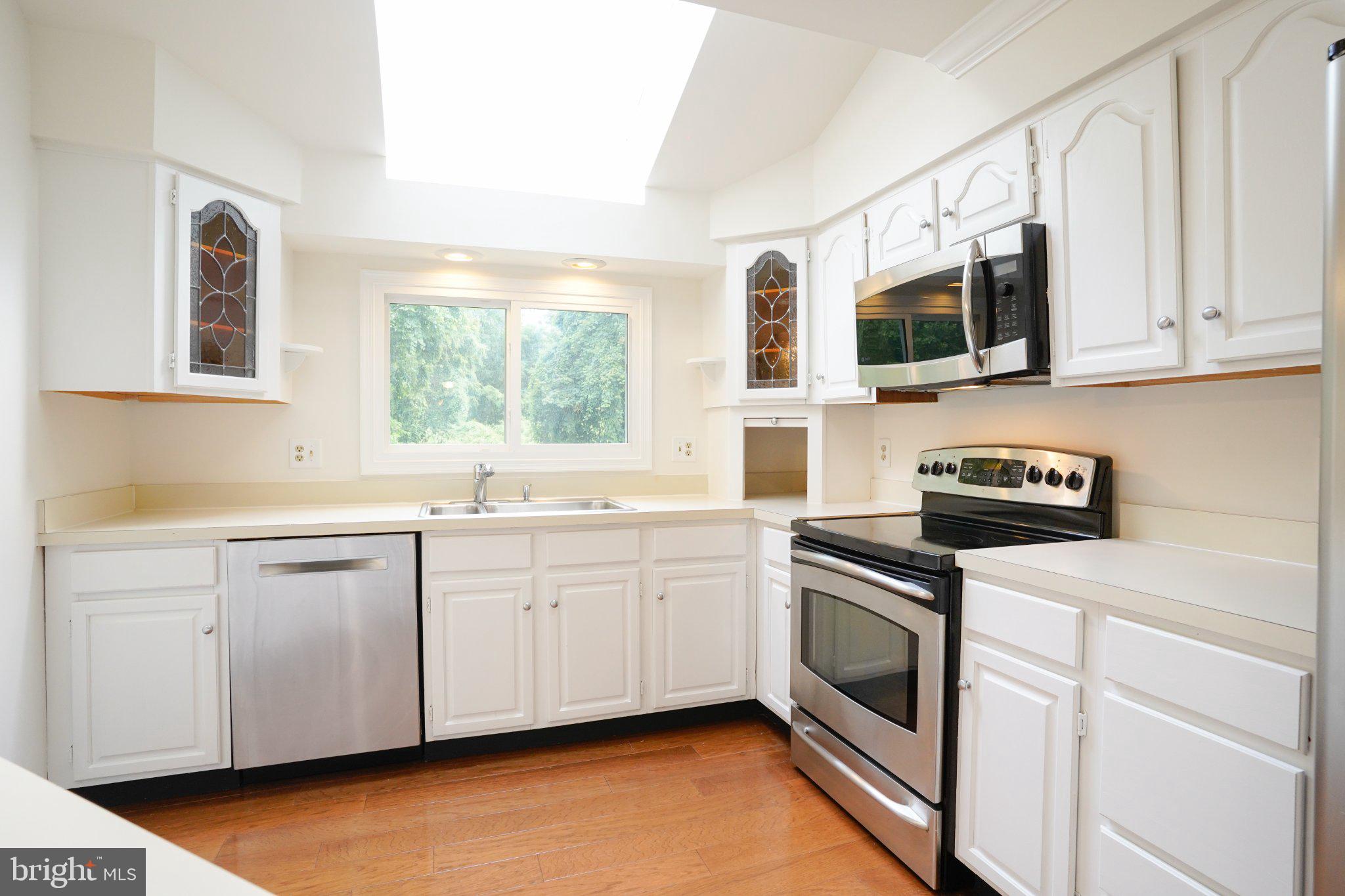6856 MCLEAN PROVINCE CIRCLE