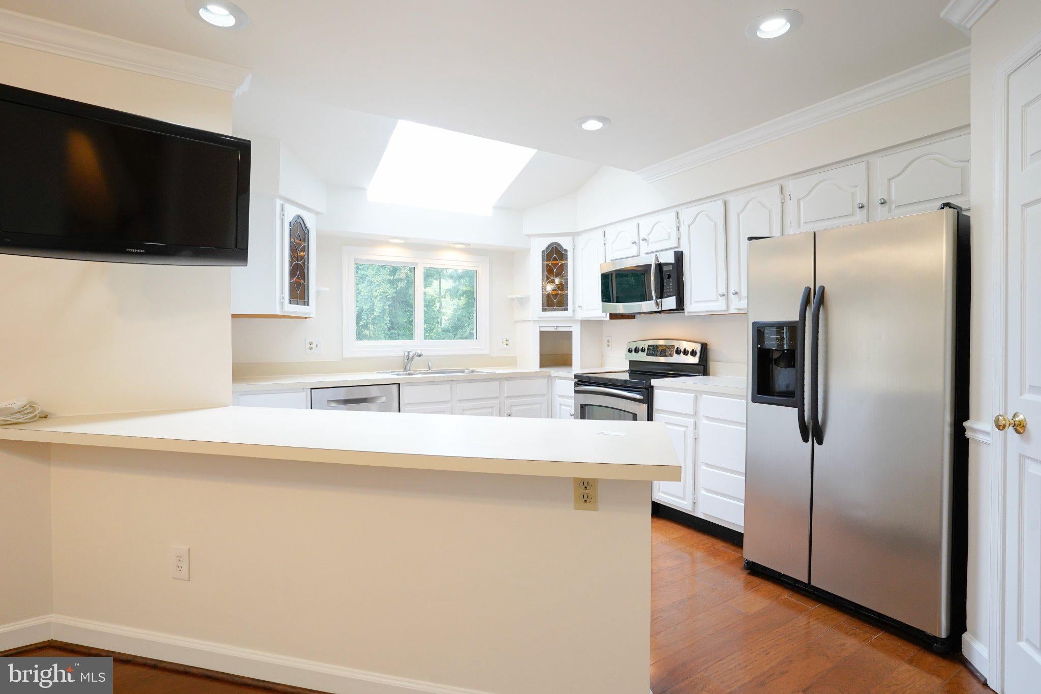 6856 MCLEAN PROVINCE CIRCLE