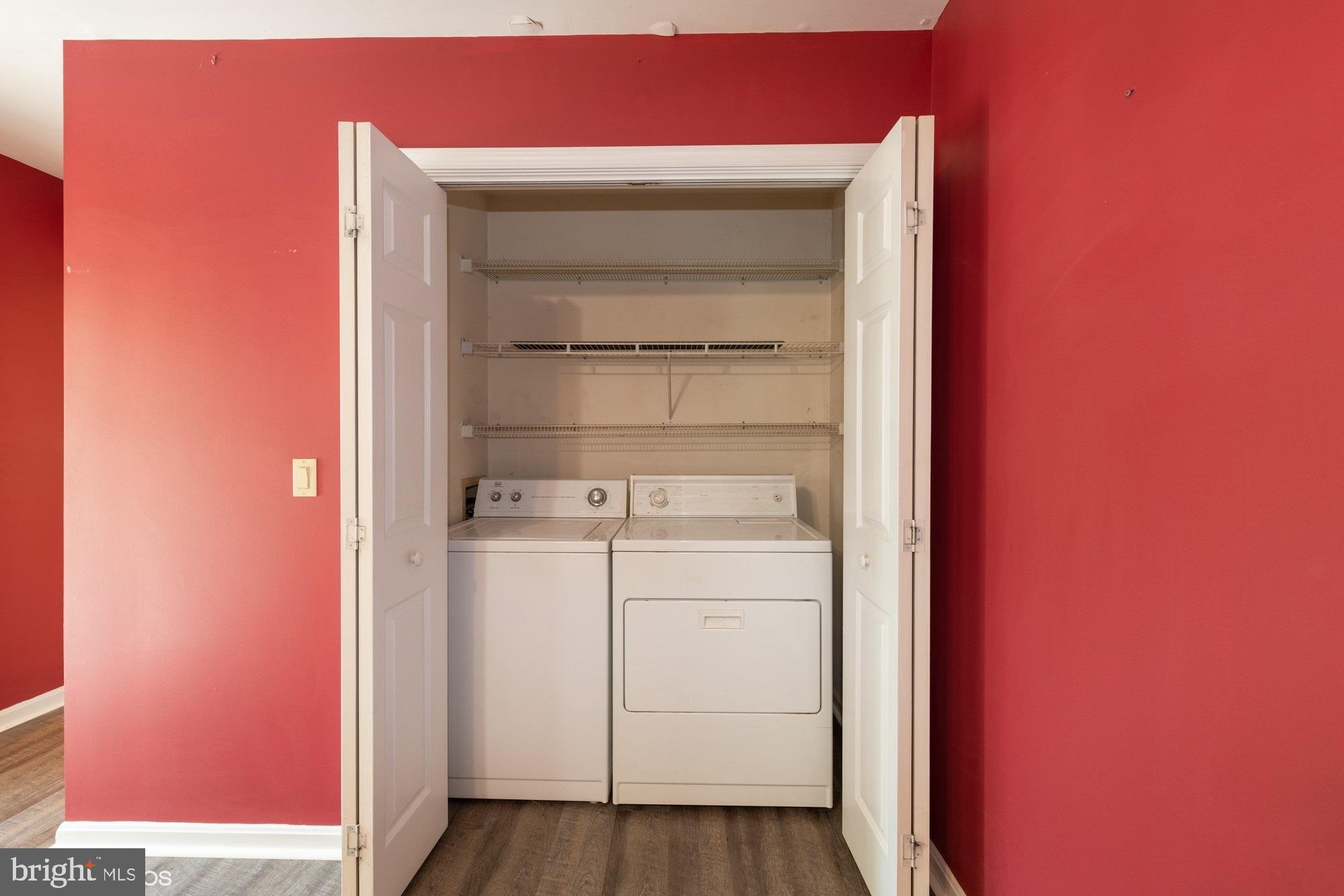 MAPLEWOOD - Residential