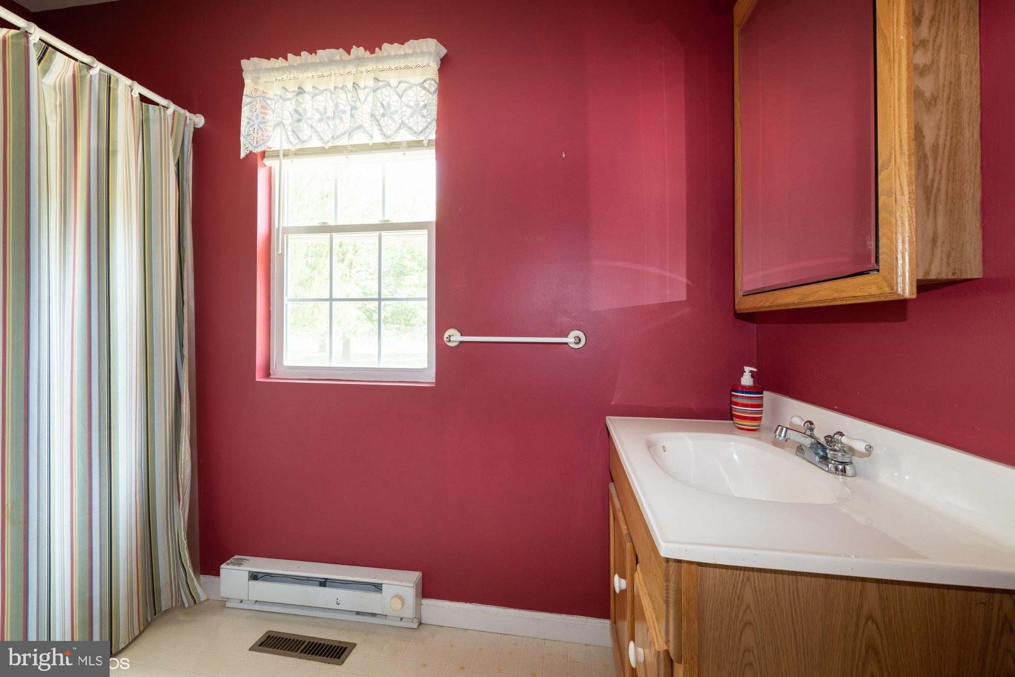 MAPLEWOOD - Residential