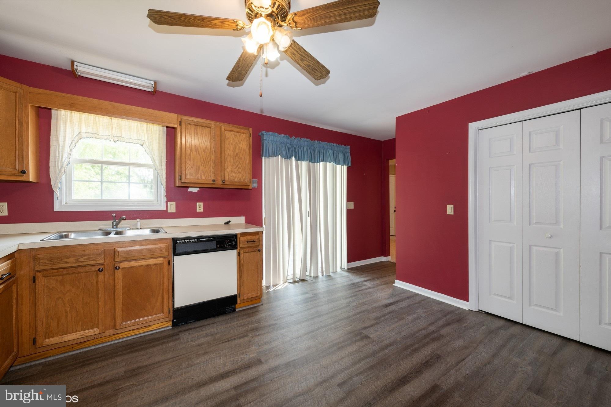 MAPLEWOOD - Residential