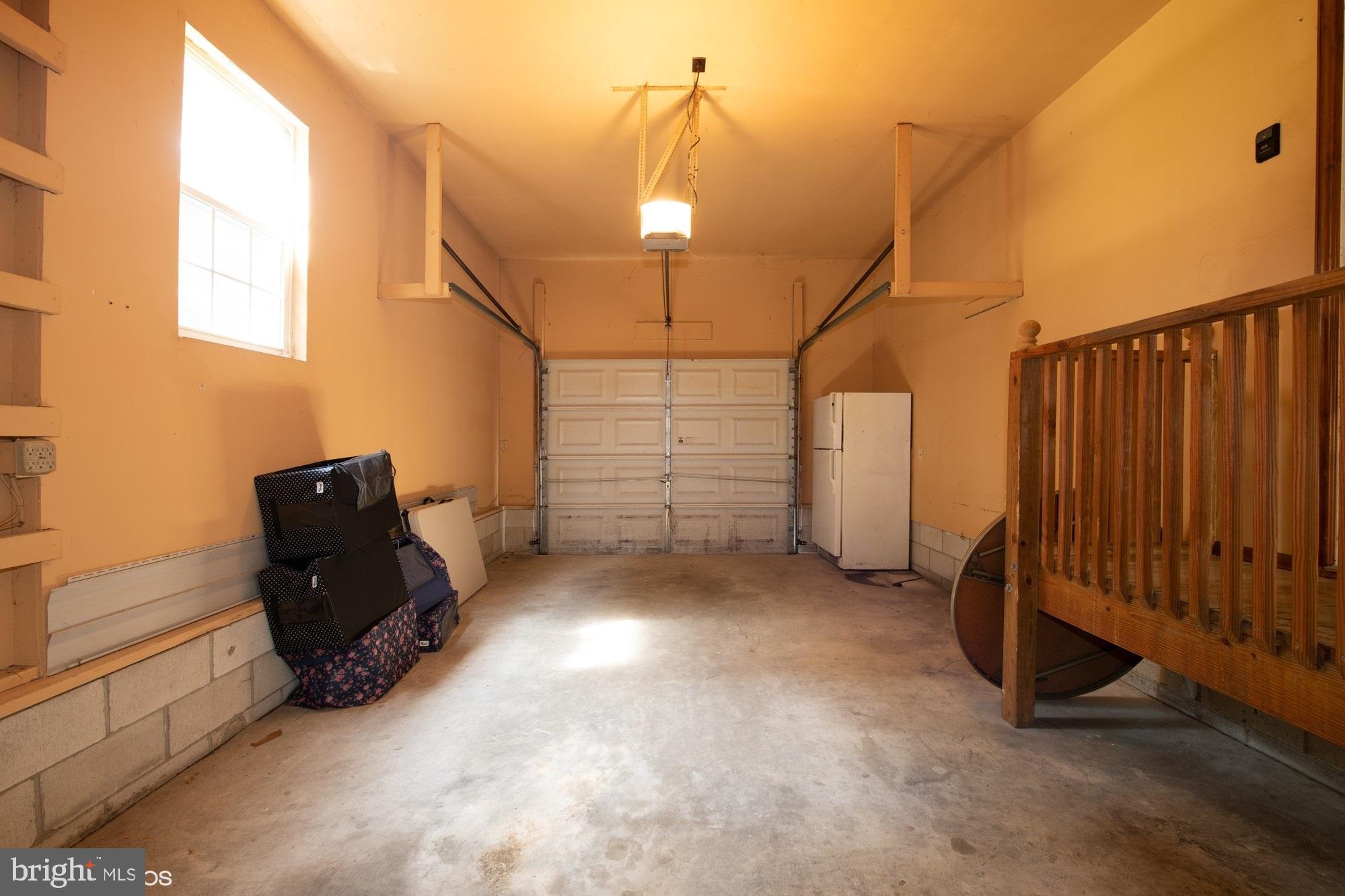 MAPLEWOOD - Residential