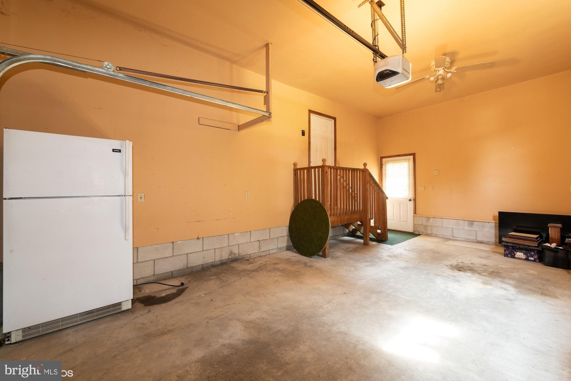 MAPLEWOOD - Residential