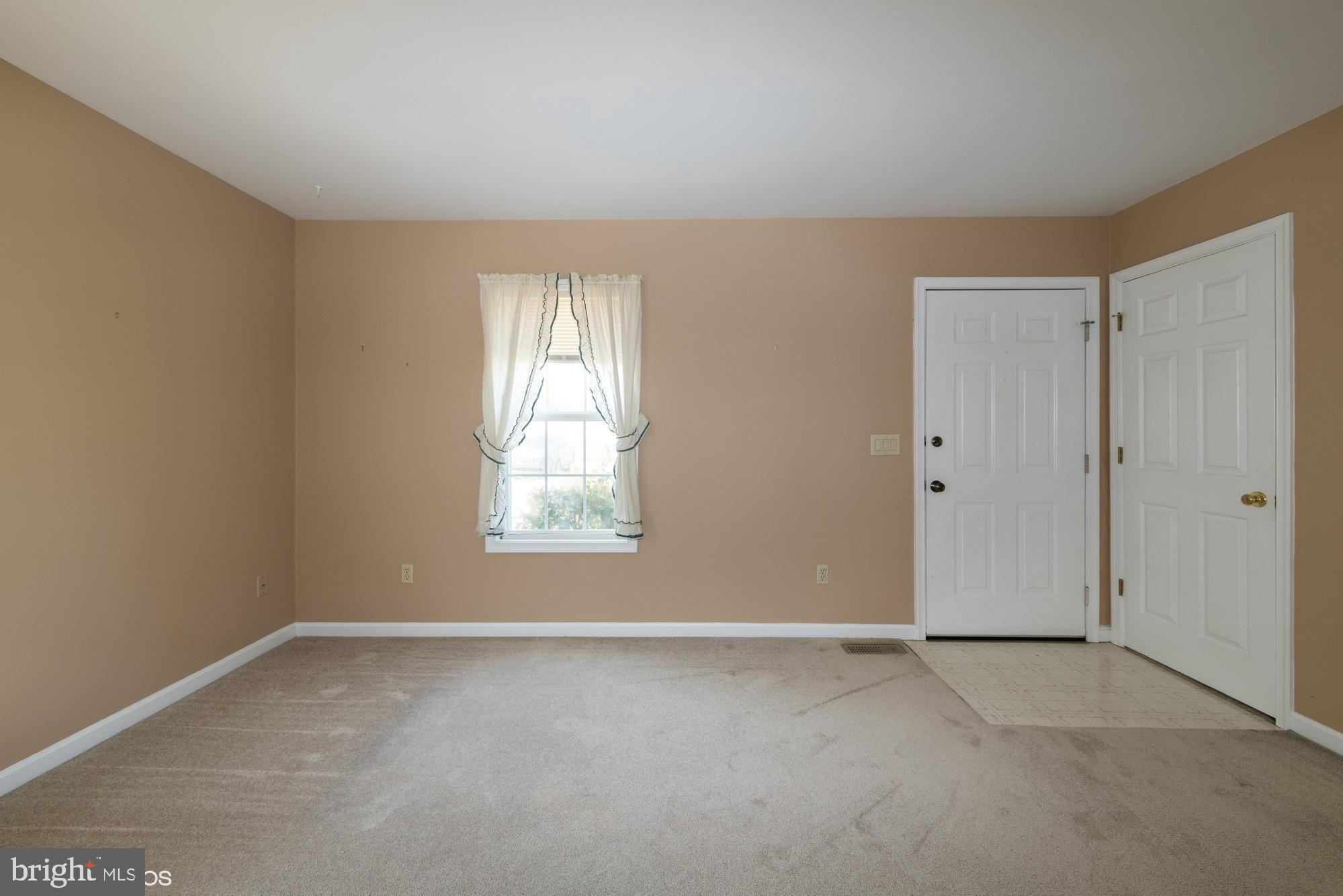 MAPLEWOOD - Residential