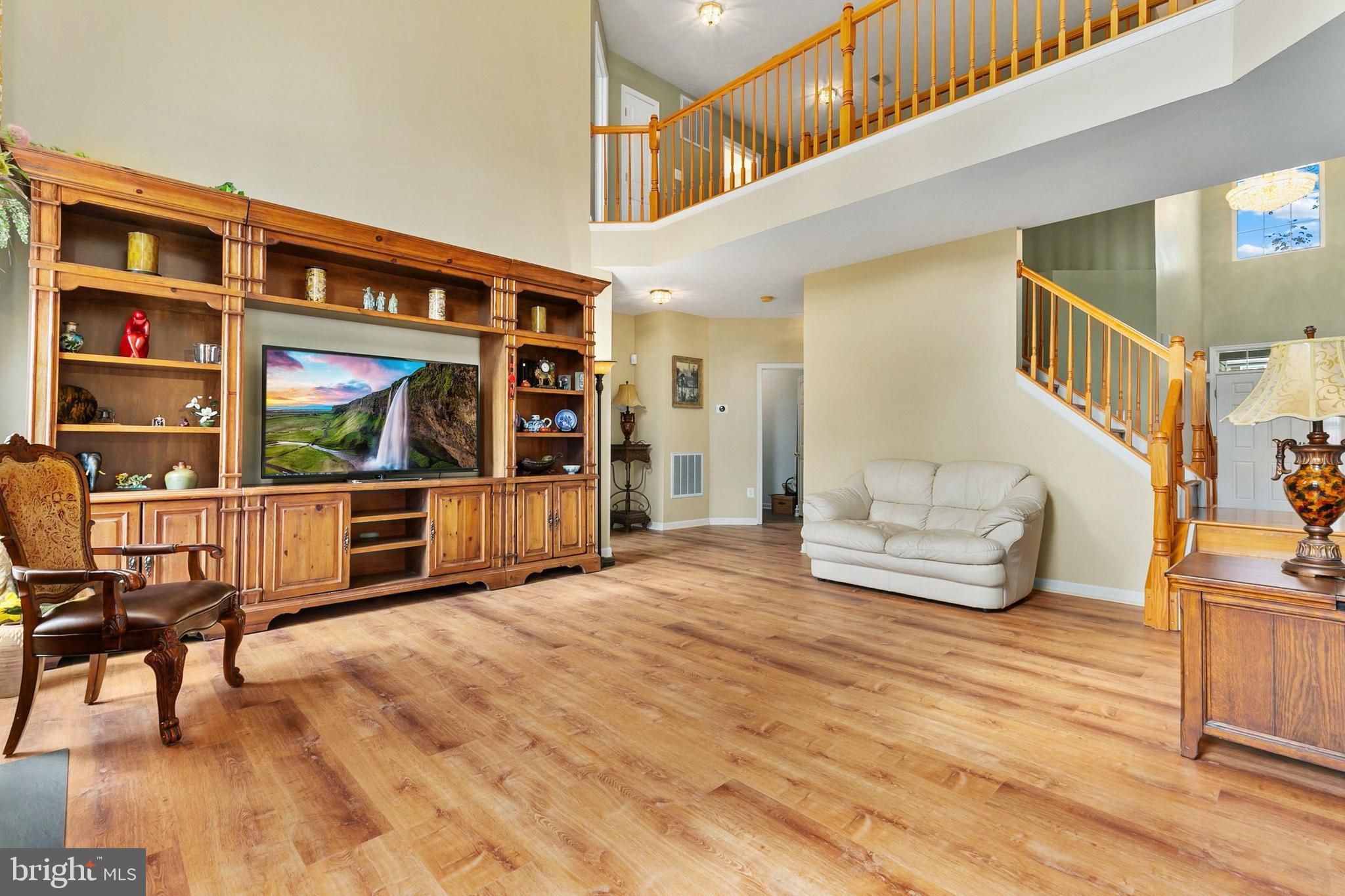 ECKER'S HOLLOW - Residential