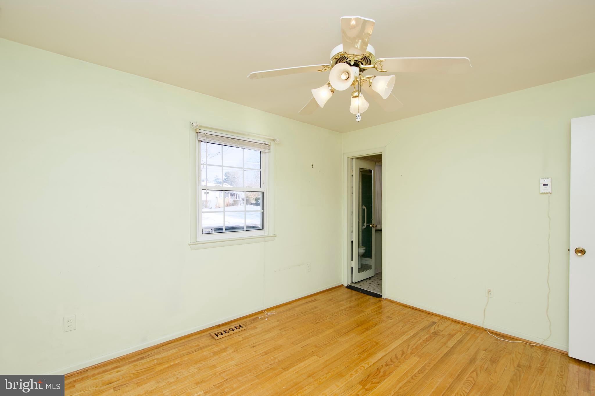 DUNN LORING WOODS - Residential