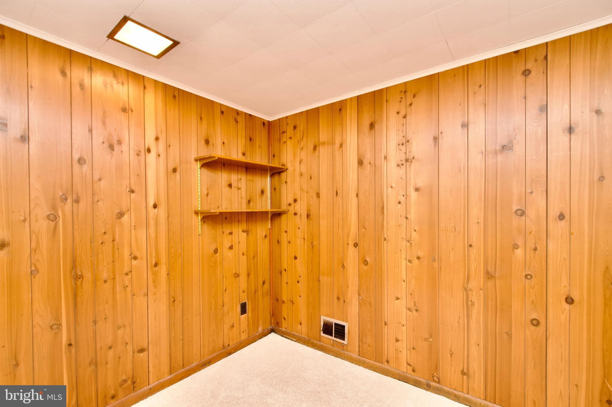 DUNN LORING WOODS - Residential