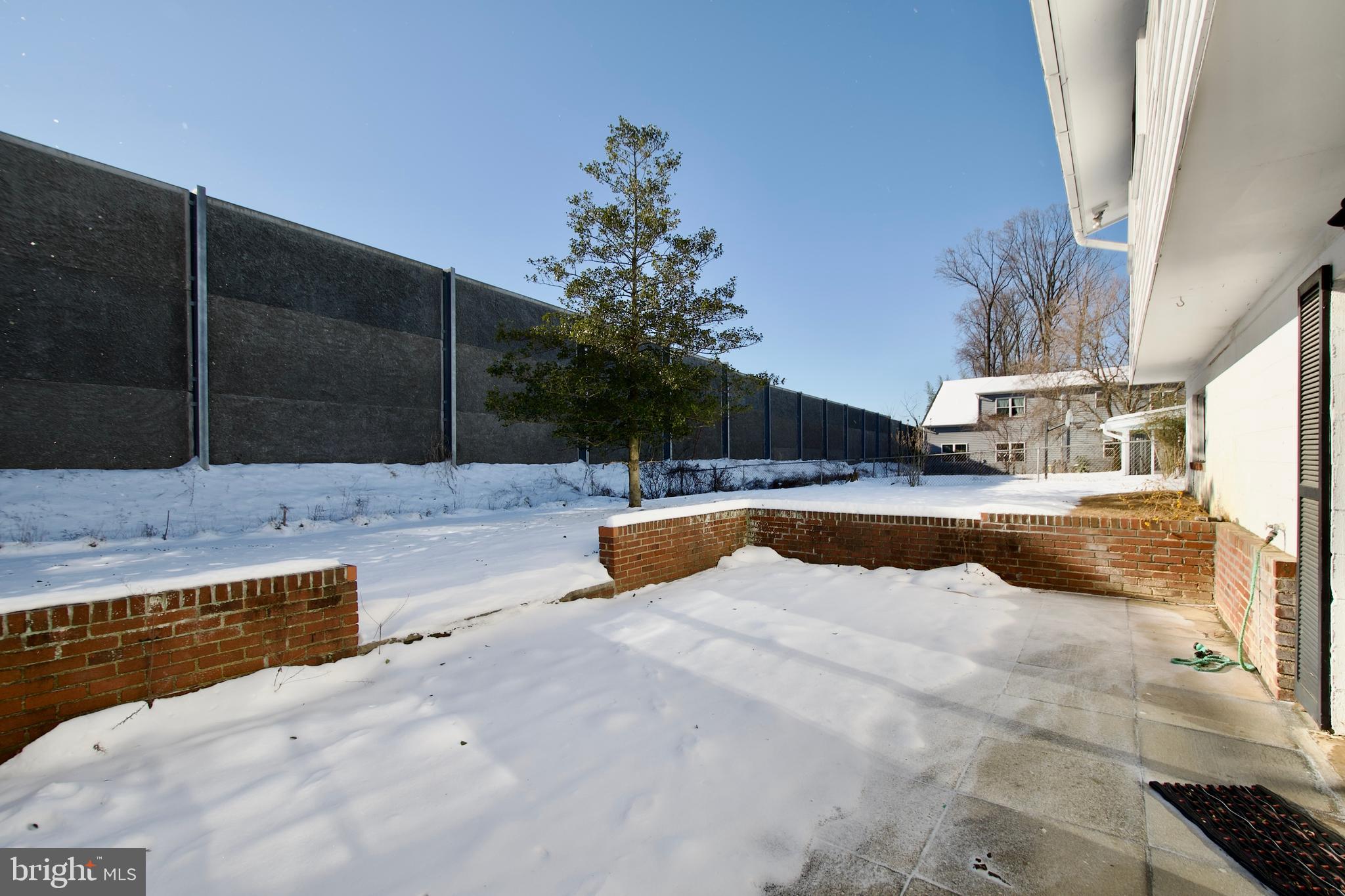 DUNN LORING WOODS - Residential